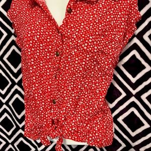 Red front bottom tie white flower blouse